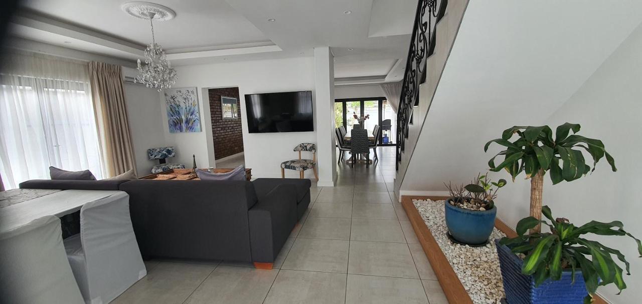 Villa Parisienne Modern Guest House Cape Town Eksteriør bilde
